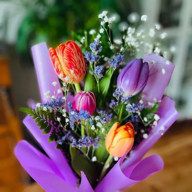 Jazmín, diseñadora floral y propietaria de Floristería Jazmín en Oviedo